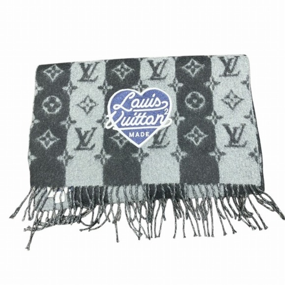 LOUIS VUITTON Black Monogram Scarf - Picture 1 of 8